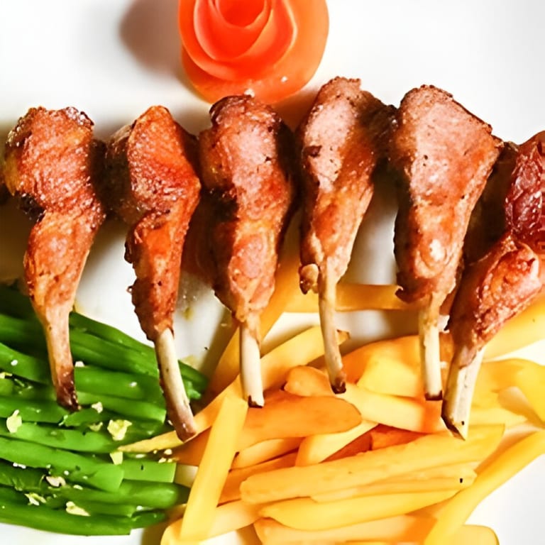 Savor Our Lunch Offerings